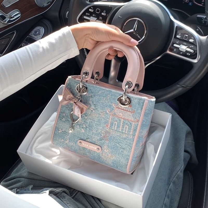 Высококачественная легкая роск – обзор и цена Luxury Bags Level