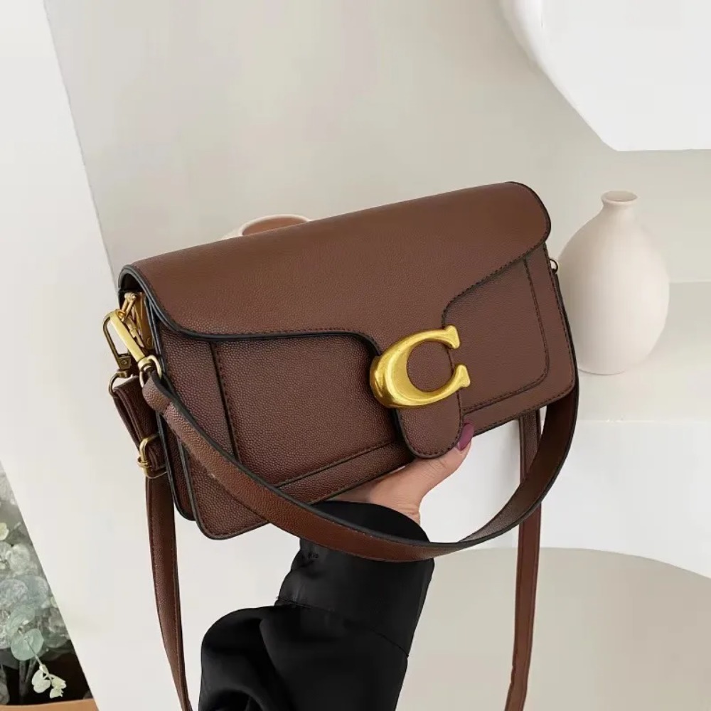 Маленькая квадратная сумка чер – обзор и цена Luxury Bags Coach