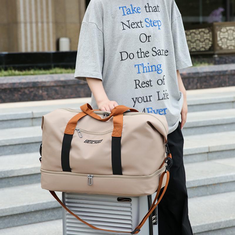Спортивная сумка для путешеств – обзор и цена Weekender Bag Duffle